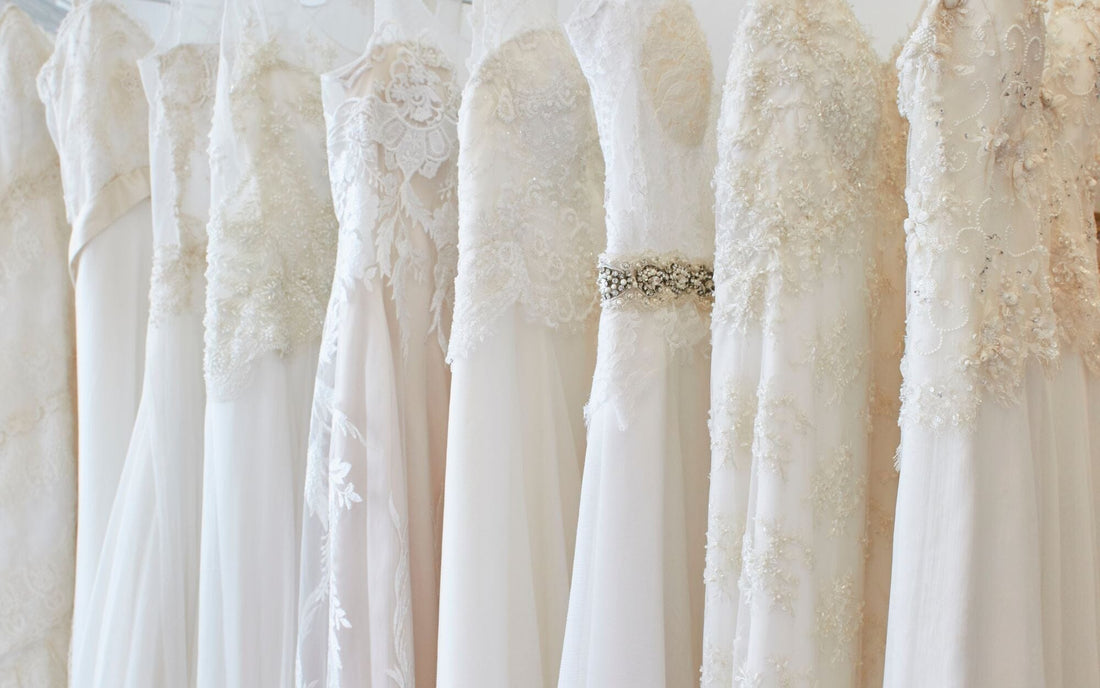 Steaming or ironing a wedding dress: our advice | SteamOne Steaming or ironing a wedding dress: our advice | SteamOne